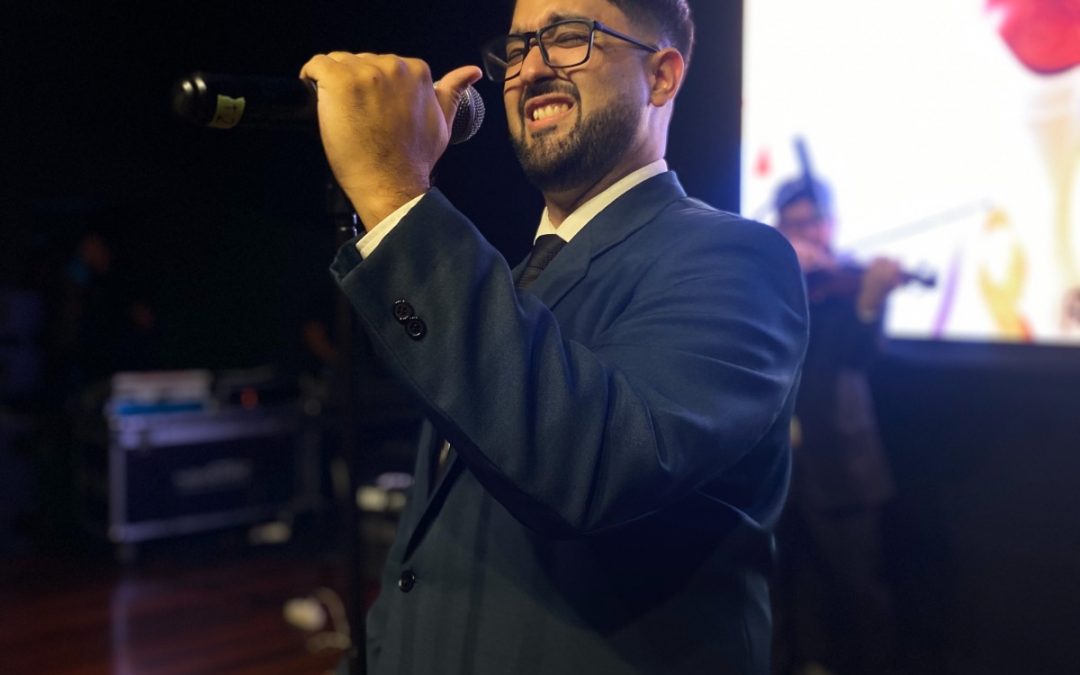 Tenor paraguayo José Mongelós invita a su “Not Opera” en el Municipal