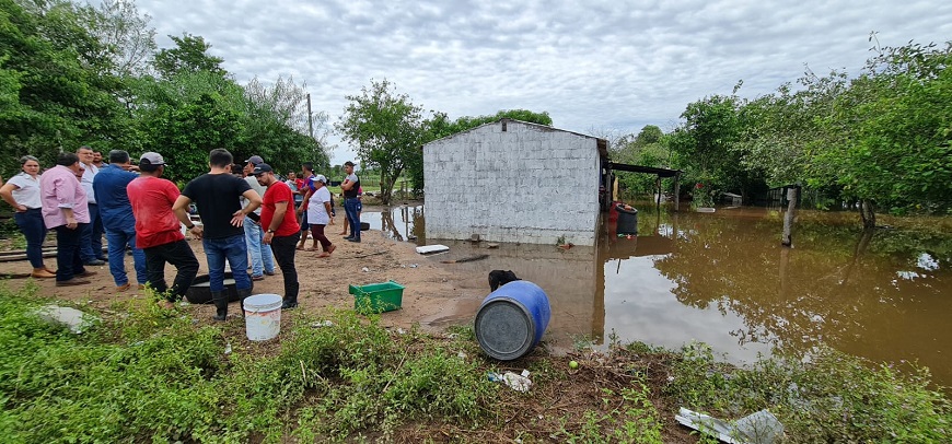 Suman cerca de 1.200 las atenciones a desplazados por inundaciones