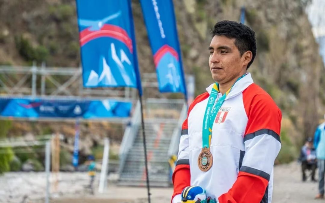 Medallista peruano de los Panamericanos rechaza reconocimiento del alcalde de su ciudad