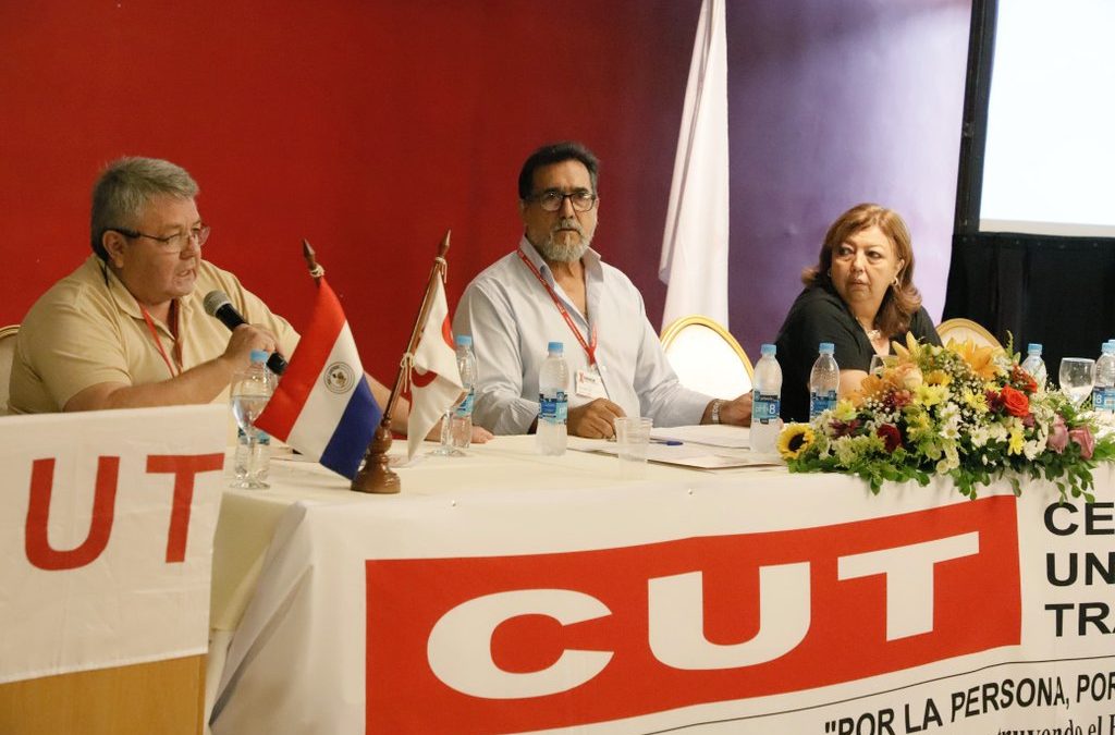 Primera mujer asume la presidencia de la Central Unitaria de Trabajadores en 30 años