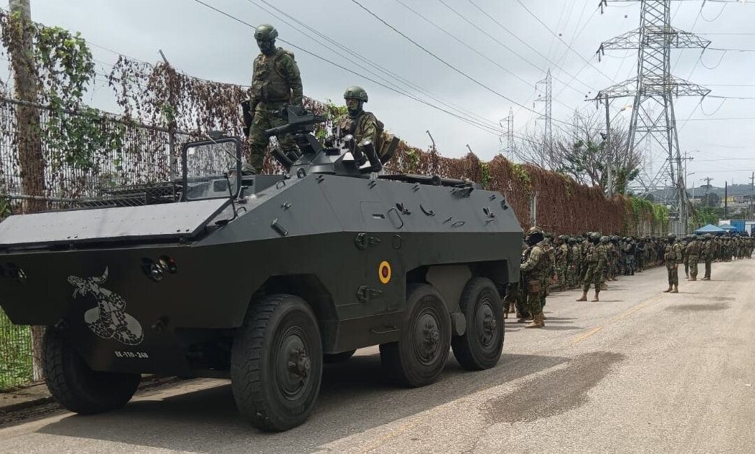 Ecuador: Presidente declara «conflicto armado interno» tras toma de canal de TV por terroristas