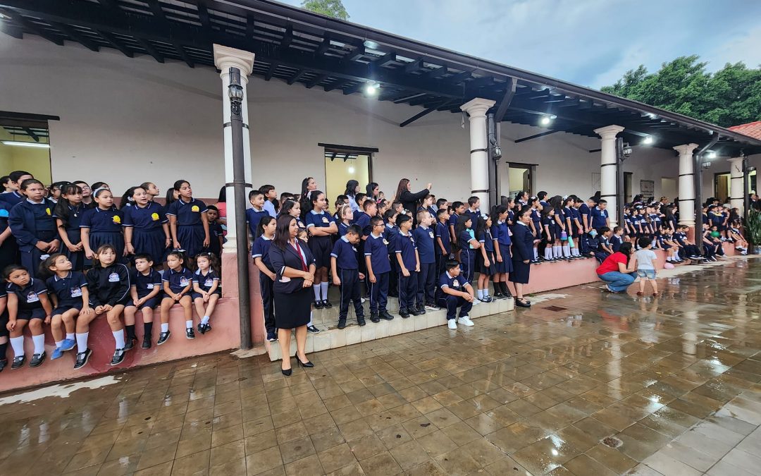 Más de 1.200.000 estudiantes inician hoy el año lectivo