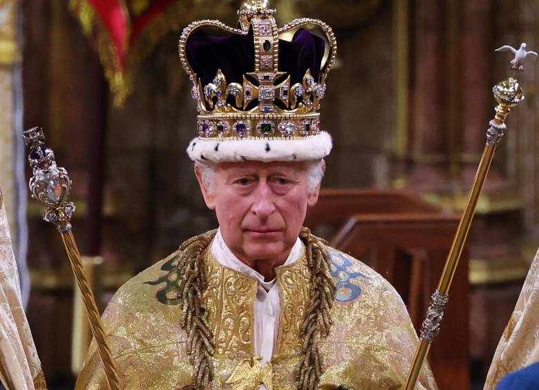 El rey Carlos III diagnosticado con cáncer, suspende actividades públicas para tratamiento