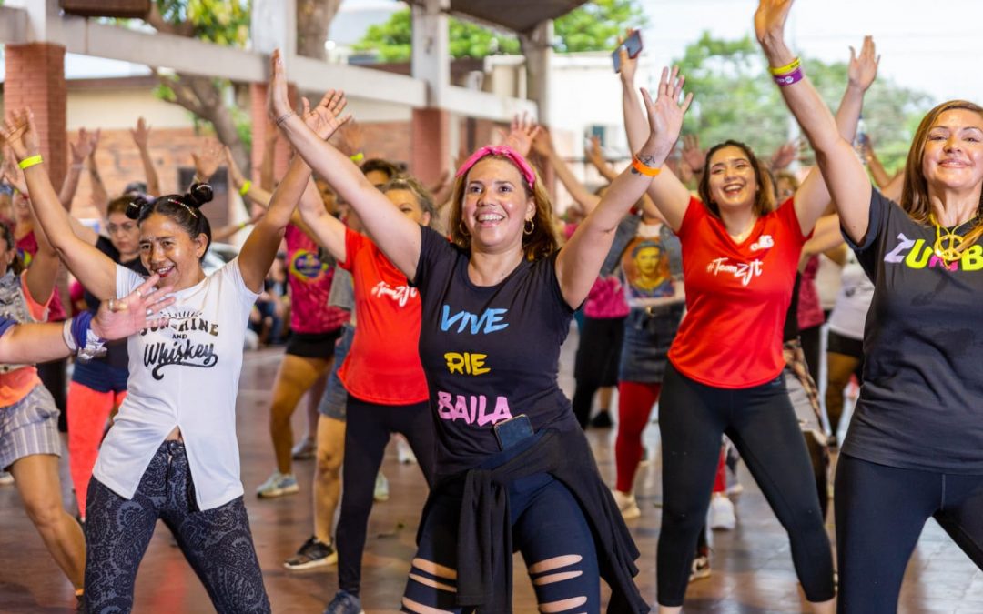 Día Internacional de la Mujer: ofrecen espacio de zumba para celebrar con ritmo y alegría