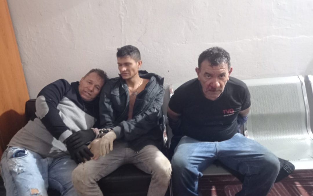 Tres detenidos tras intento de asalto, toma de rehén y persecución policial