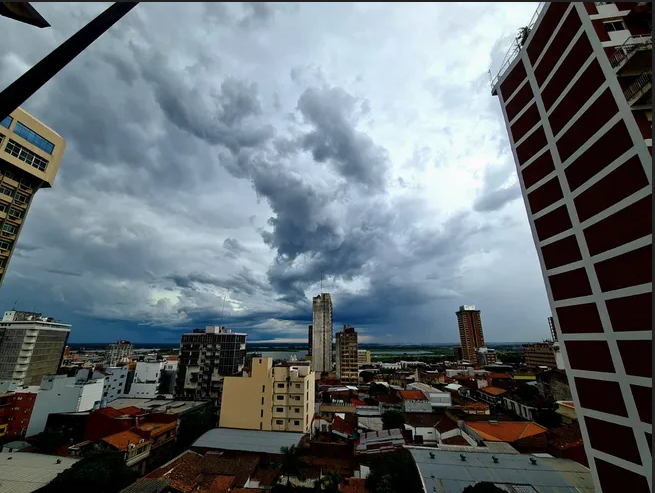 Pronostican un feriado con altas temperaturas y probabilidad de chaparrones