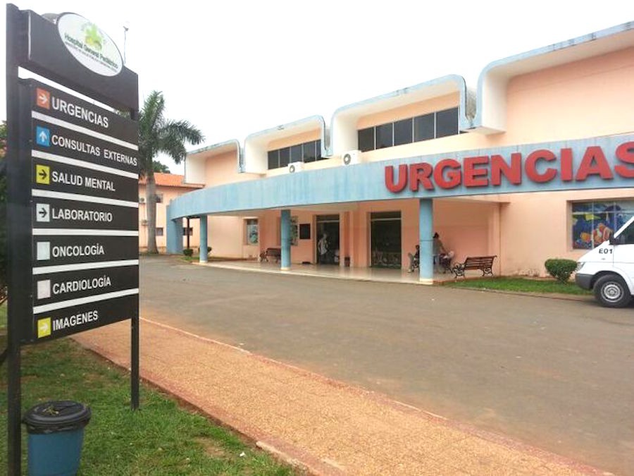 Alumnos supuestamente intoxicados fueron trasladados al Hospital ‘Niños de Acosta Ñu’