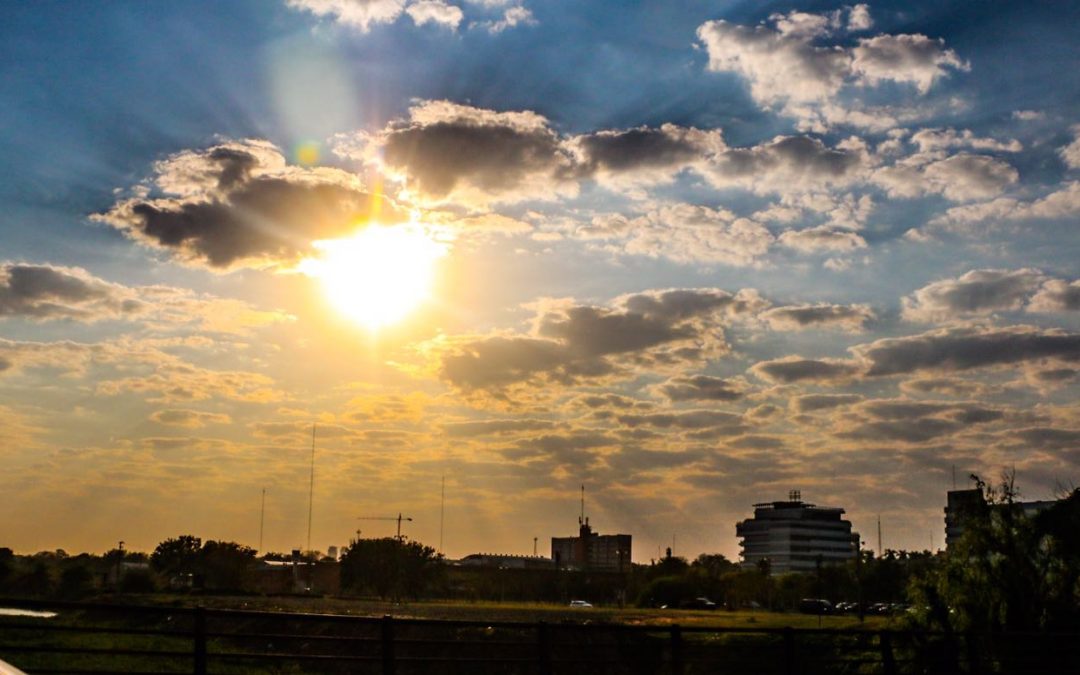 Pronostican altas temperaturas ante ingreso del fenómeno de ‘La Niña’, según Meteorología