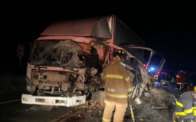 Cordillera: Fatal accidente entre un minibús y un camión deja dos muertos y varios heridos