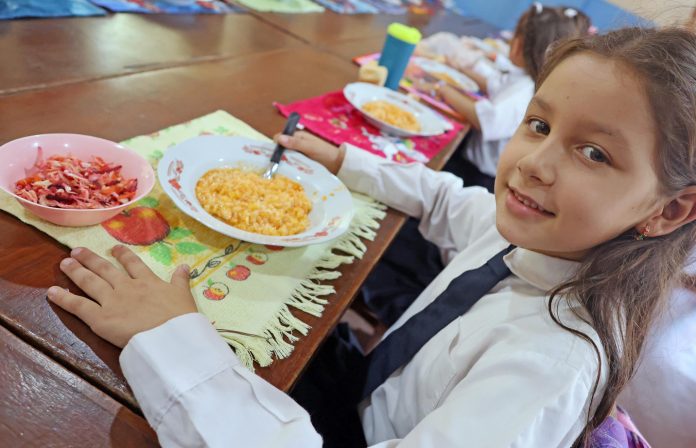 Gobernación de Paraguarí garantiza alimentación escolar a 6.000 niños mediante ‘Hambre Cero’