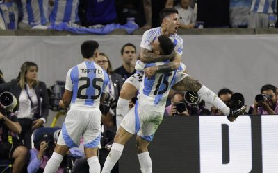 Argentina se metió a semis tras vencer en penales a Ecuador