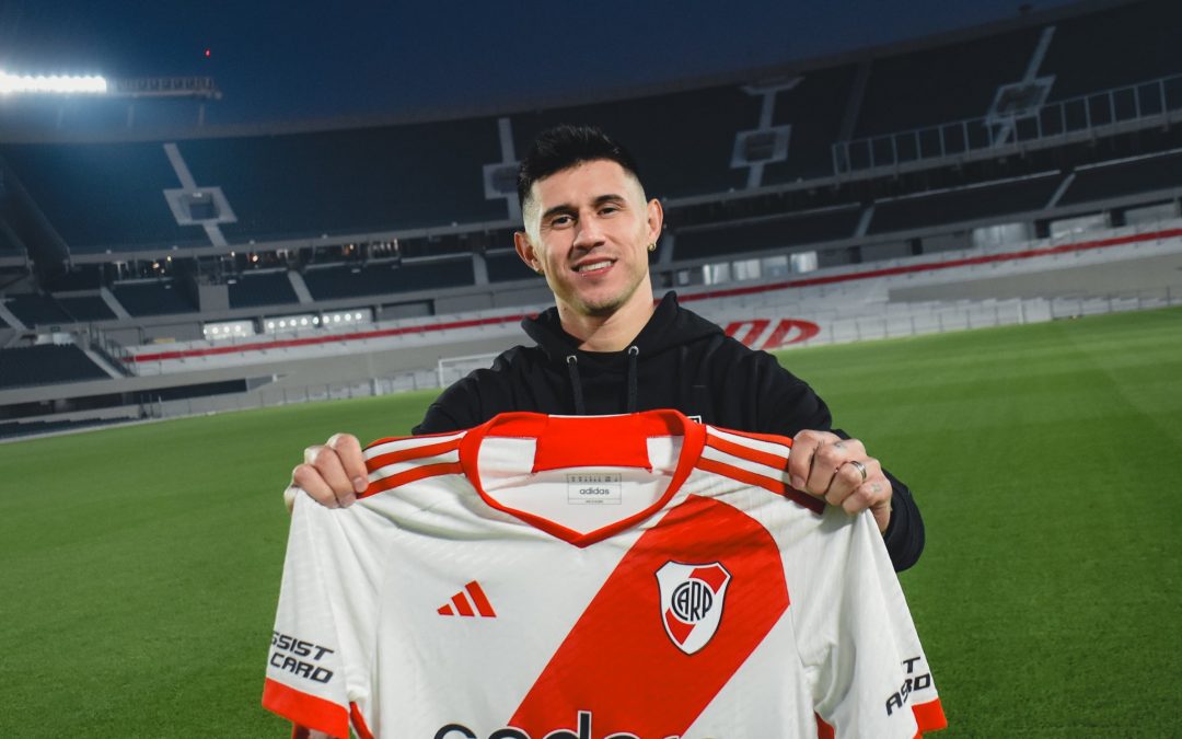 River Plate presentó oficialmente al paraguayo Adam Bareiro