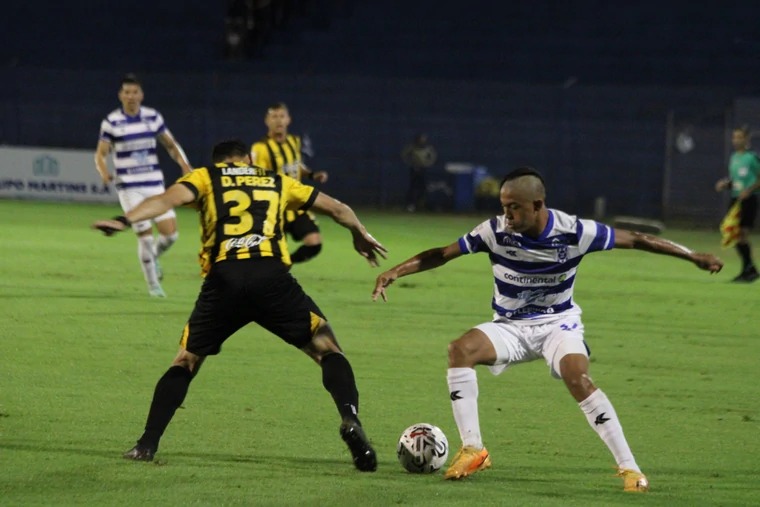 El puntero Sportivo 2 de Mayo visita este sábado a Guaraní