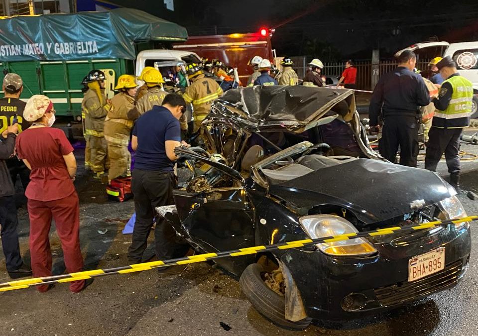 Choque entre automóvil y camión deja un fallecido en San Lorenzo