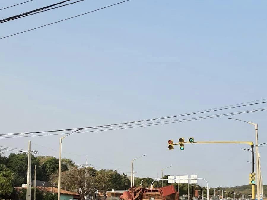 Accidente en Pedrozo: Caminera solicitó en dos ocasiones la eliminación del semáforo en la zona