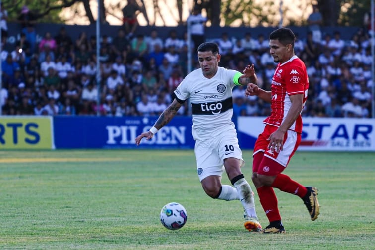 Olimpia no pudo con el Rojo Mallorquín