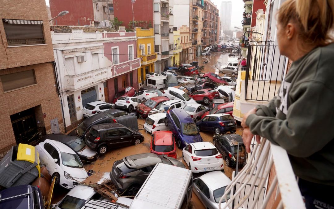 Al menos 62 muertos y decenas de desaparecidos en inundaciones en Valencia