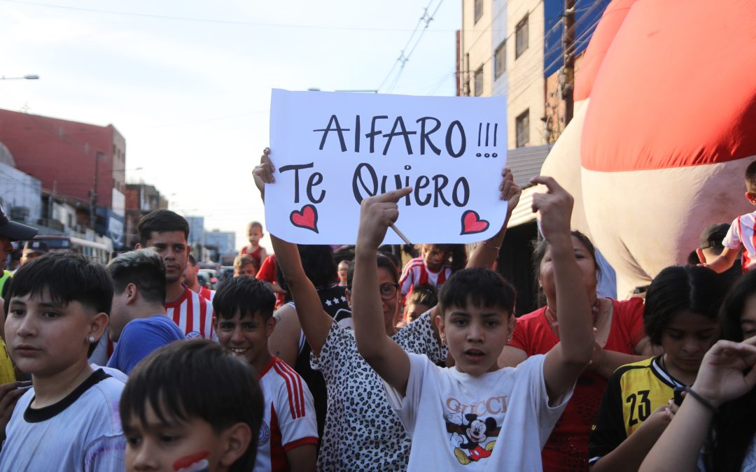 ¡Así se vive la previa del partido en cada punto del país!