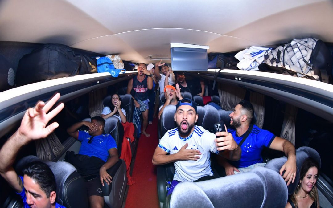 Miles de hinchas continúan llegando al país para la final de la CONMEBOL Sudamericana