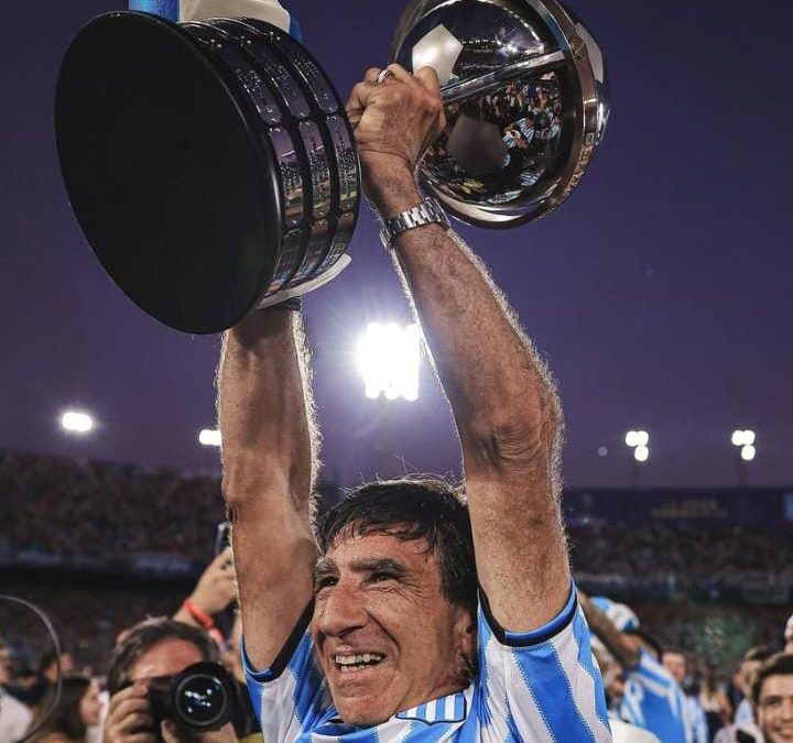 Gustavo Costas: “Como siempre, si no sufrimos, no somos Racing”