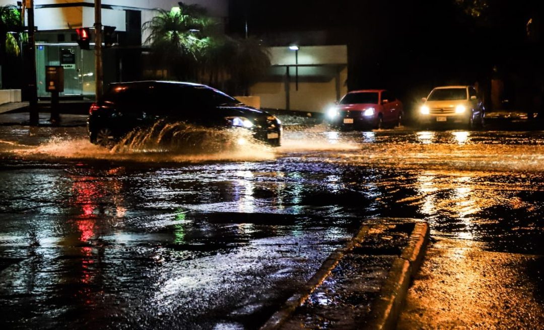 Jueves marcado por lluvias con tormentas eléctricas