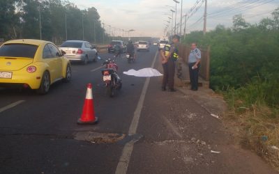 Accidente en autopista Ñu Guasu: joven muere tras chocar contra muro de contención