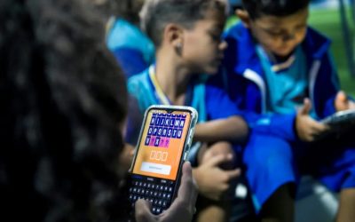 Brasil: Lula sancionó ley que prohíbe uso de celulares en las escuelas