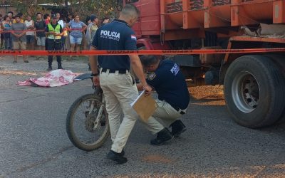 Motociclista muere tras ser atropellado por un camión en Villeta