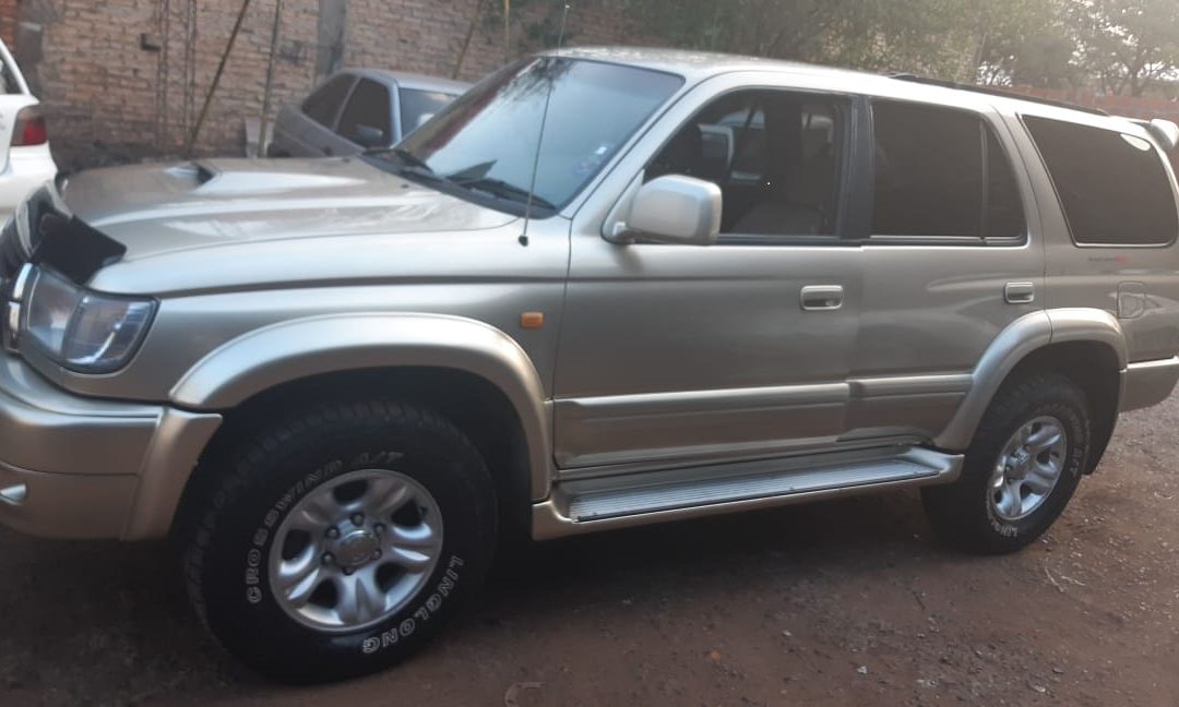 Mientras estaba de guardia, le robaron la camioneta a una enfermera