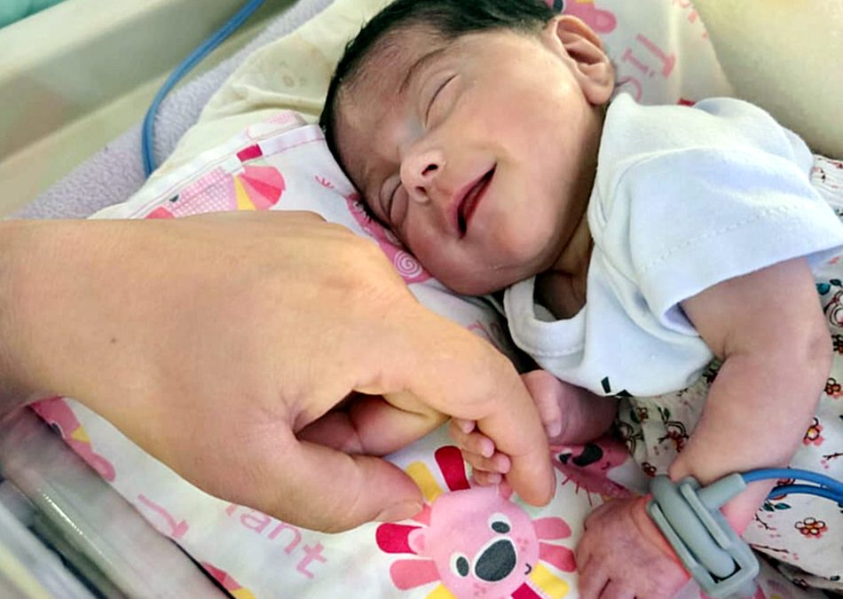 Milagros, la bebé que nació con 24 semanas de gestación se prepara para ir a casa