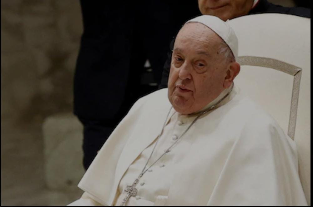 El Papa Francisco continúa internado en el hospital