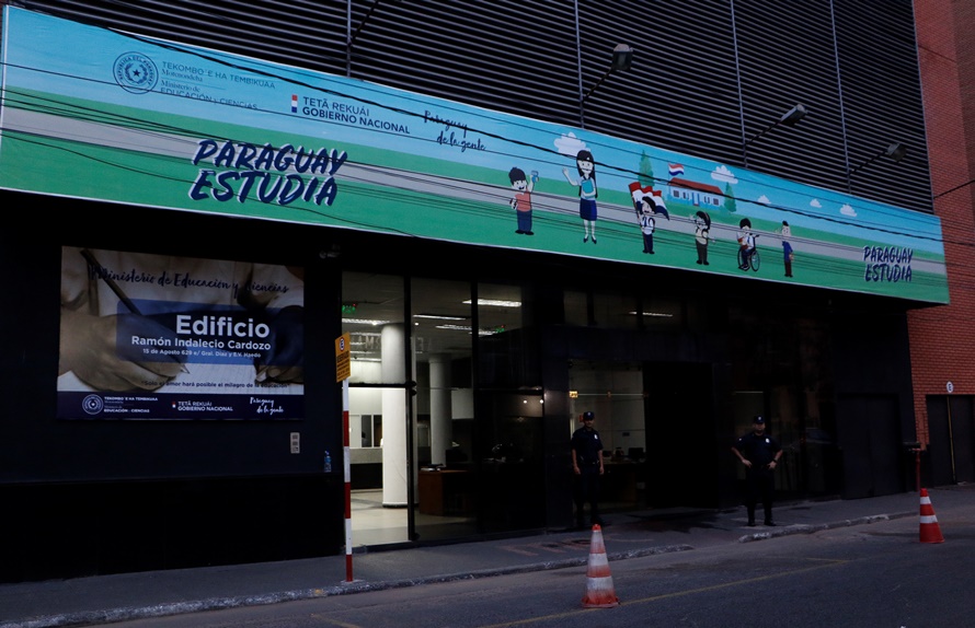 Fueron imputados 11 docentes por presentar títulos no auténticos en concurso del MEC