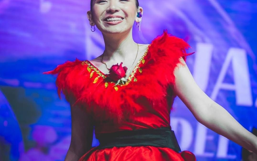 Jazmín del Paraguay será la encargada de entonar el himno nacional esta noche