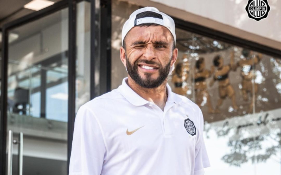 Olimpia rescinde contrato con Antonio Bareiro
