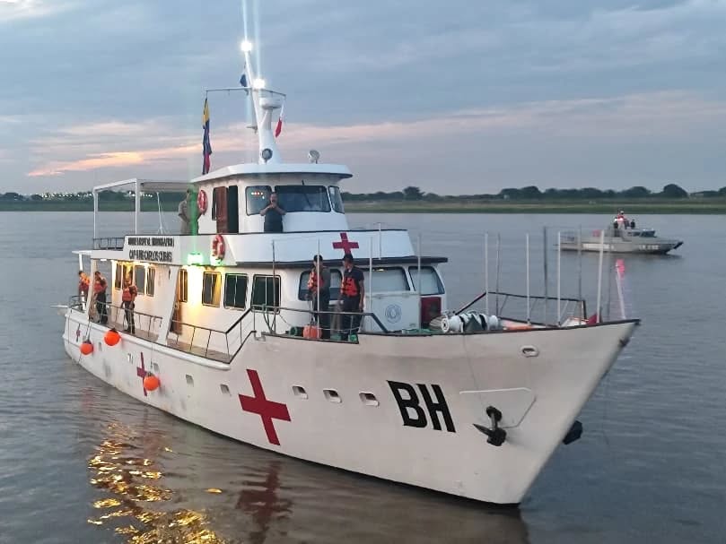 Buque hospital zarpó hacia Bahía Negra para asistir a pobladores