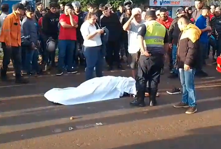 Una mujer murió atropellada al intentar cruzar la ruta