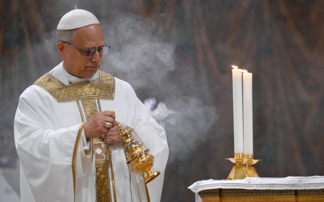El papa León XIV presidió su primera misa como pontífice