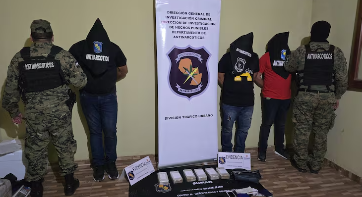 El exfutbolista Manzur guardará prisión preventiva en Emboscada