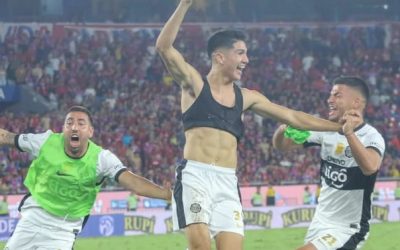 Olimpia reaccionó y se quedó con el superclásico
