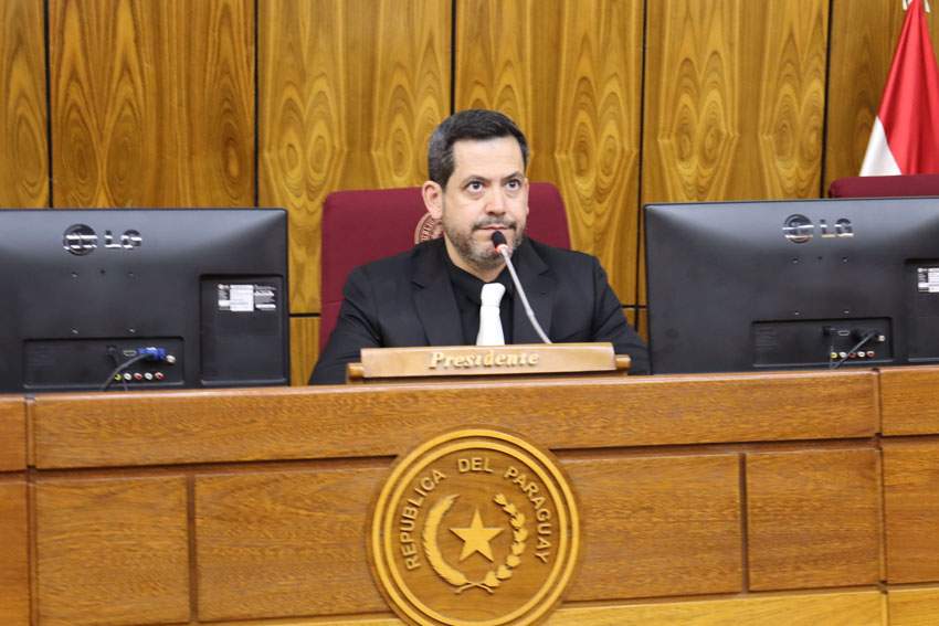 Latorre sobre desestimación contra Cartes: “existió un engaño montado”