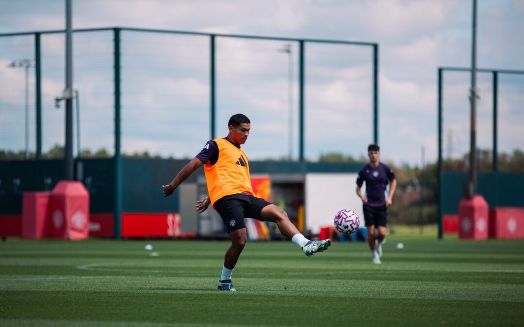 Manchester United confirmó el dorsal que utilizará Diego León