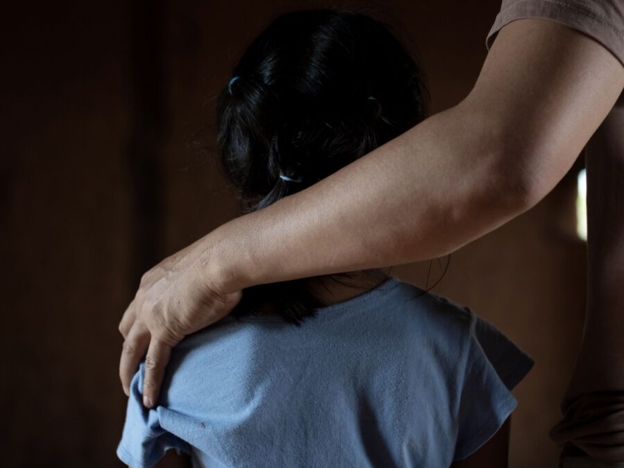 Policía acusado por abuso sexual en niños se escapó de la comisaría