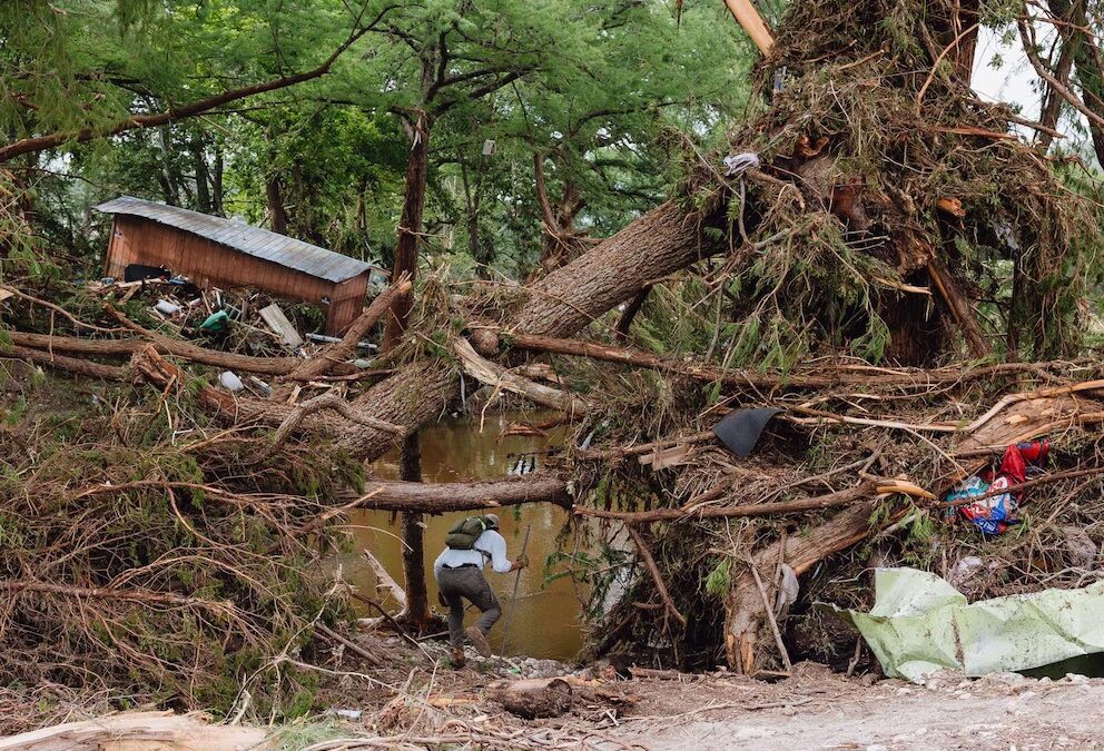 Texas: suman más de 100 las muertes por devastadoras inundaciones