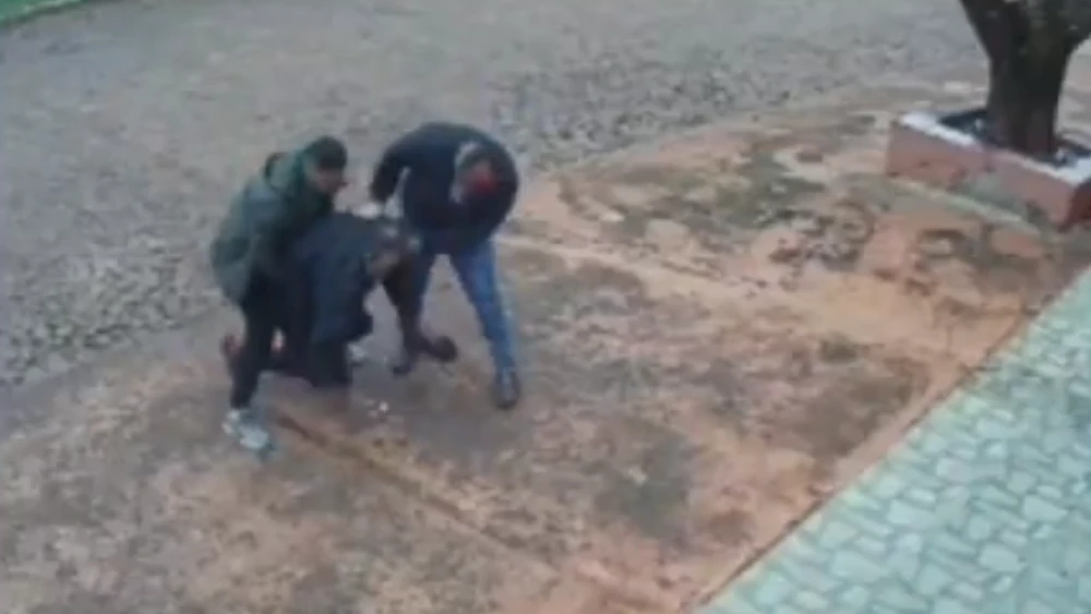 Hombre se atragantó con pedazo de carne y fue salvado por un Lince