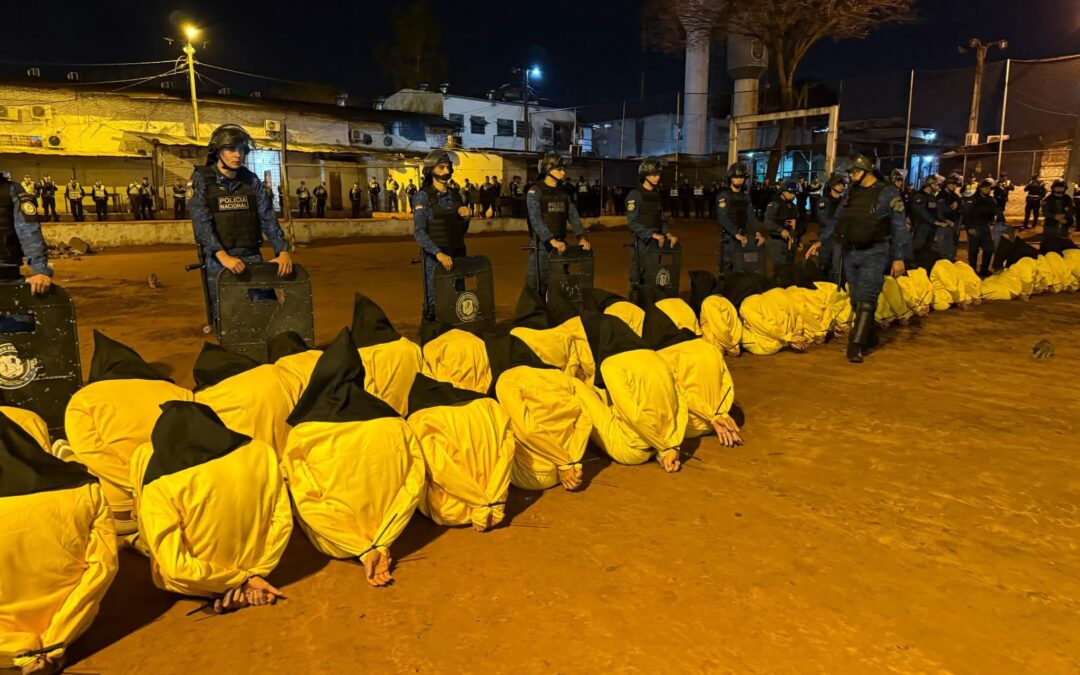 Traslado masivo de reclusos desde Ciudad del Este al penal de Minga Guazú