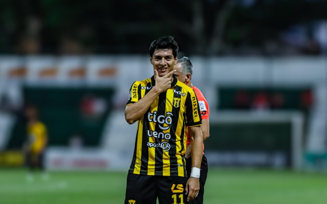 Guaraní alcanza la cima del Torneo Clausura