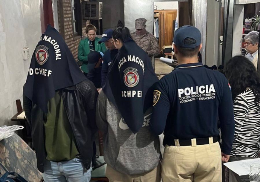 Detienen a empleado de telefonía que desviaba dinero de billeteras electrónicas