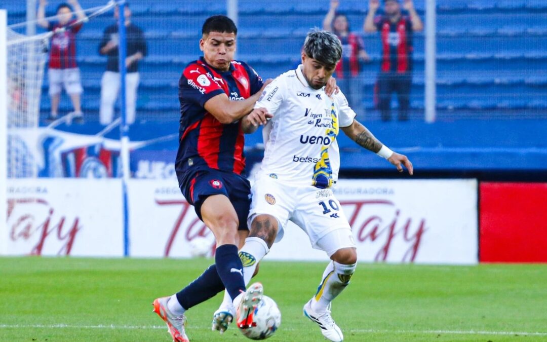Duelo estelar en Itauguá: Luqueño recibe a Cerro a las 17:00