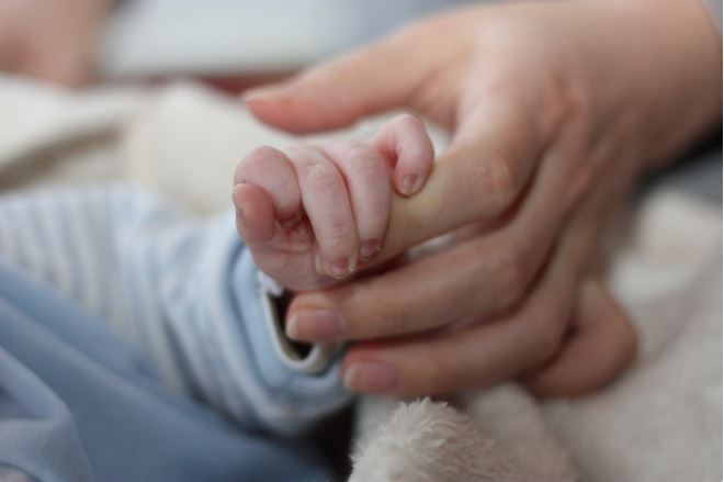 Joven madre mató a puñaladas a su bebé recién nacido en Ñemby