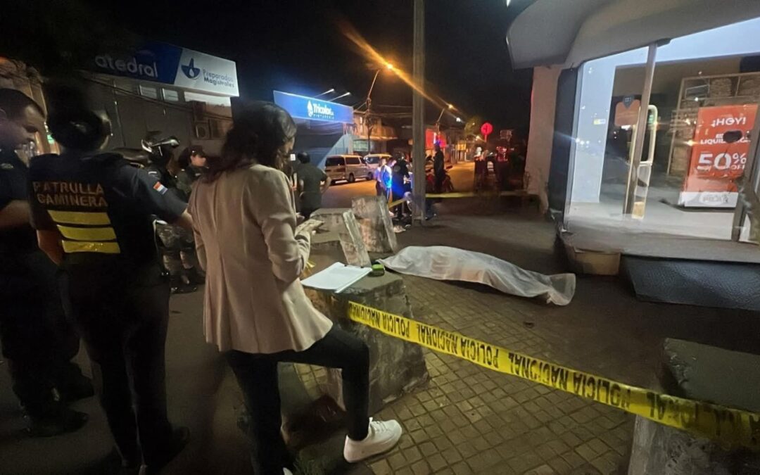 Joven madre muere tras ser embestida por un automóvil en San Lorenzo